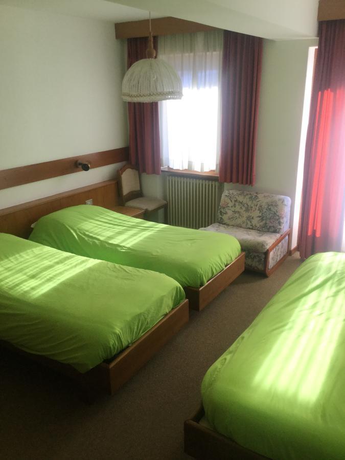 Hotel Alpenrose Alleghe Eksteriør billede